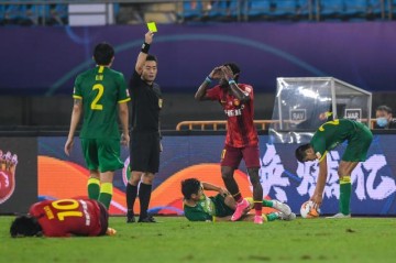 狗子28娱乐-2021国际级裁判：王迪金京元入选 顾春含王竞降级