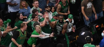 狗子28平台-时隔12年总决赛重回波士顿！花园球馆静候勇士光临